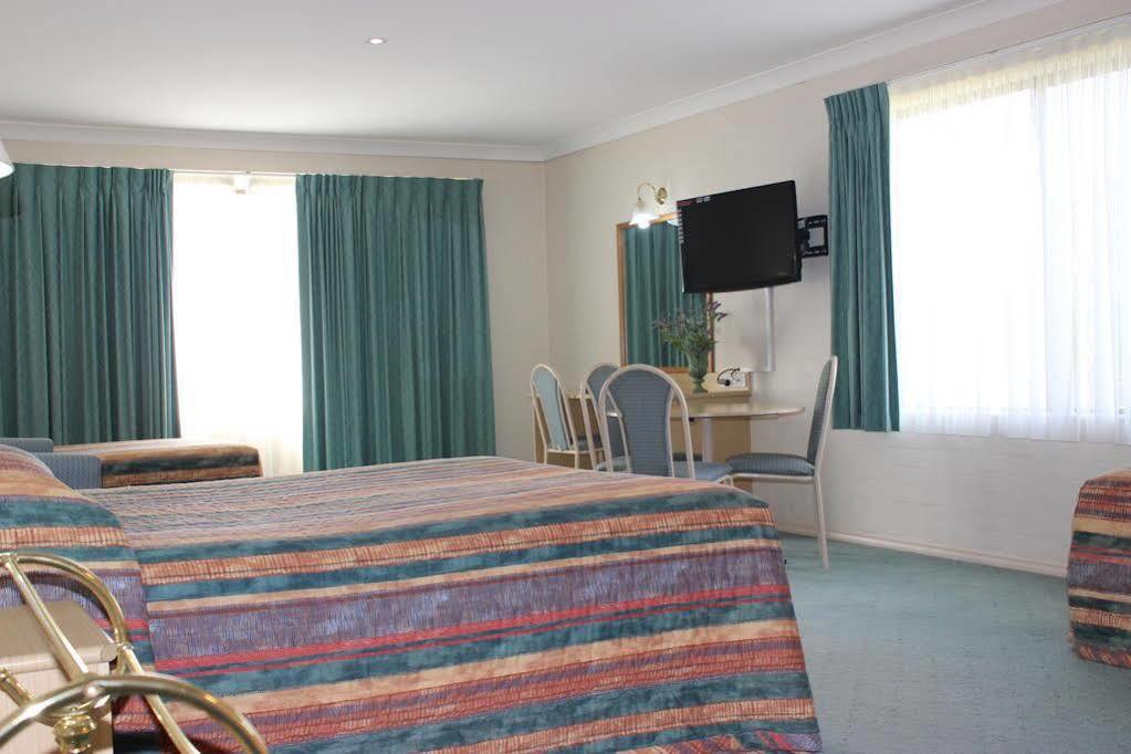 Harriet House Tumut Motel Eksteriør billede